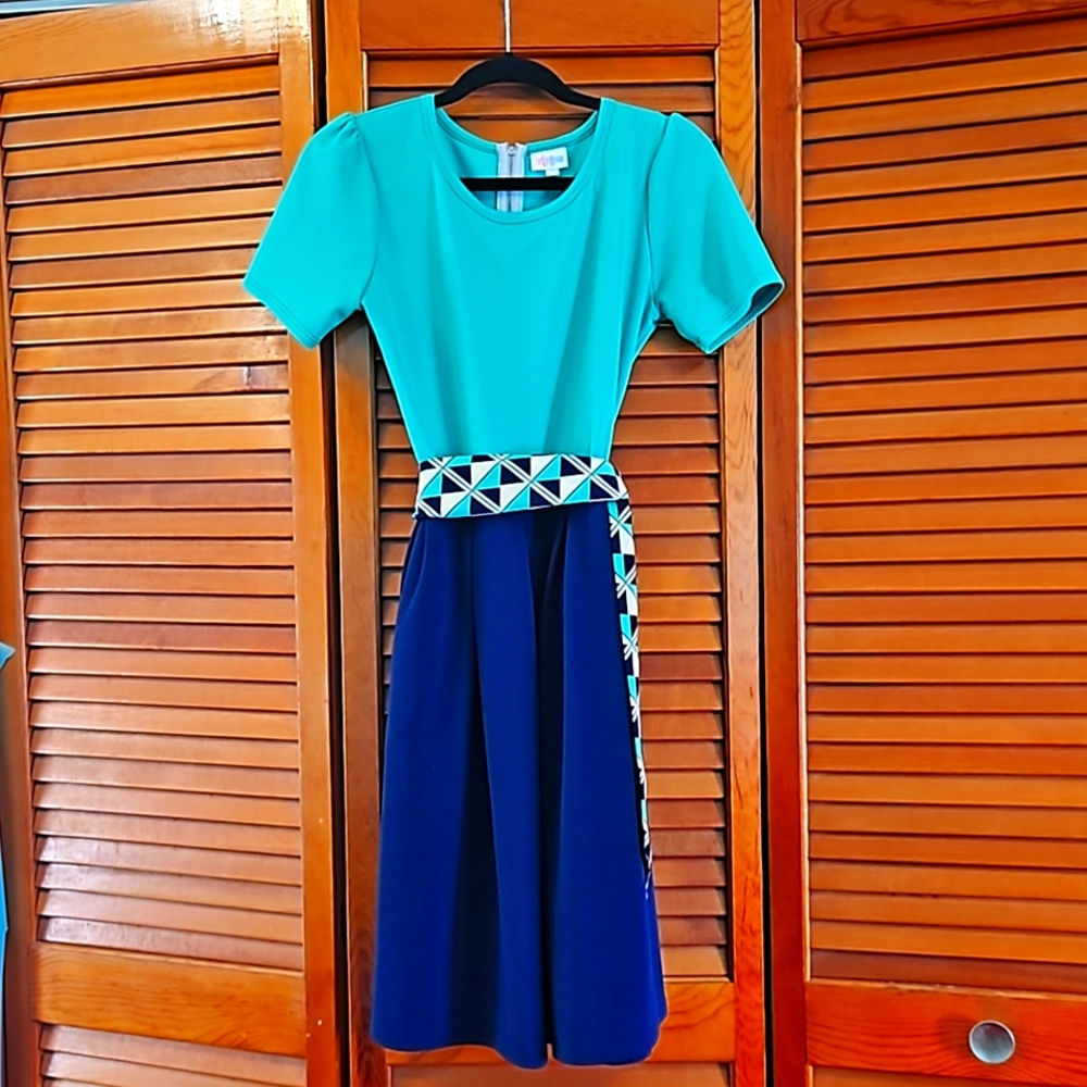 Lularoe Amelia dress